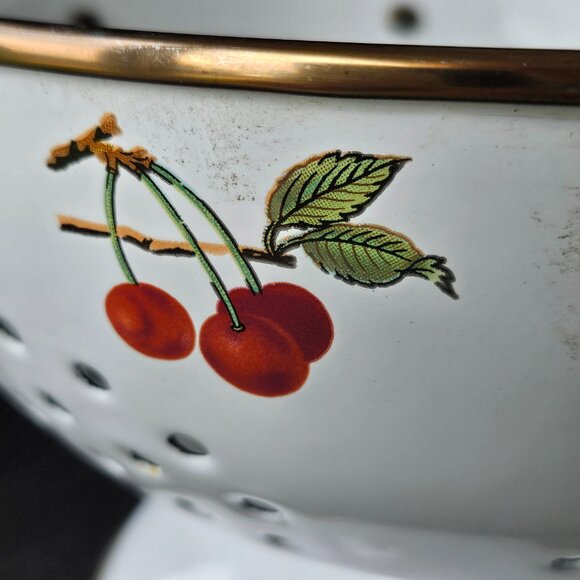 Tabletops Unlimited Enameled Fruit Designed Collander - Picture 9 of 9
